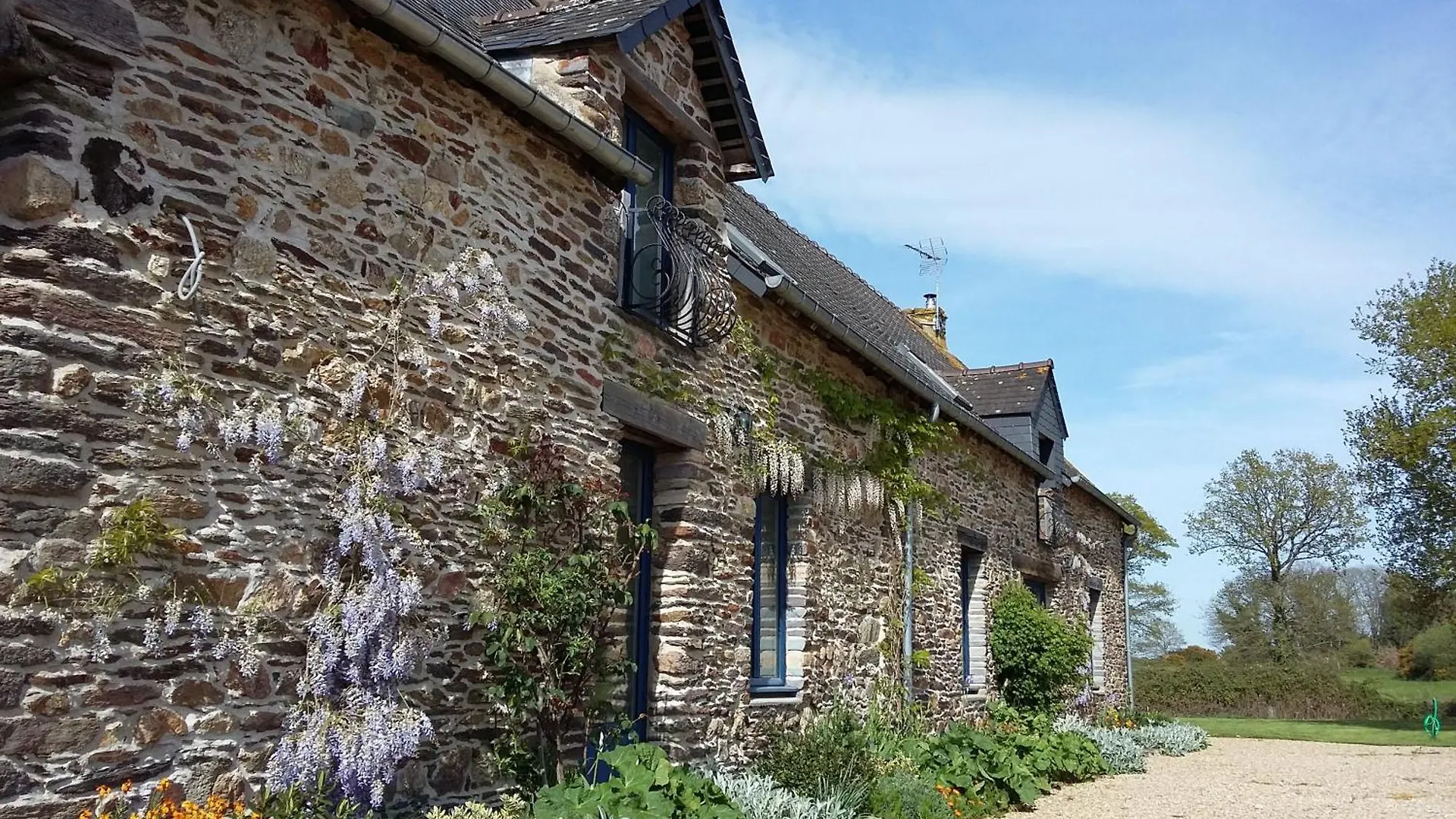 La Petite Grange, La Vieille Ferme Villa Ruffiac  0*, Ruffiac (Morbihan)